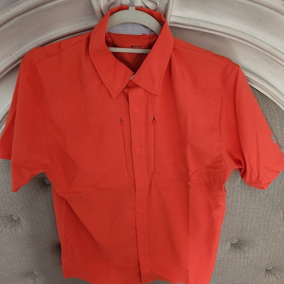 Men's Under Armour Fish Pro Hybrid Woven Short Sleeve - Picture 5 of 5